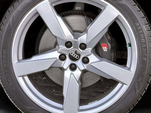 Used 2022 Audi SQ5 Premium Plus w/ Premium Plus Package image 13