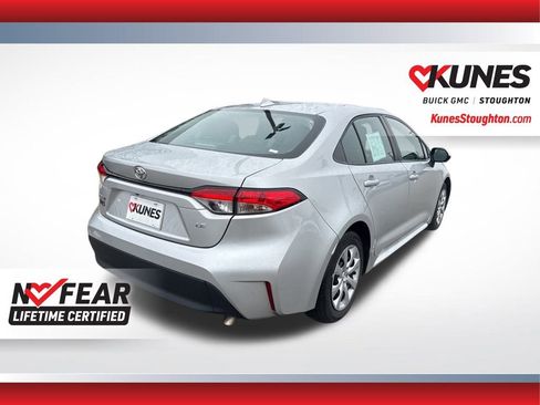 Used 2023 Toyota Corolla LE image 10