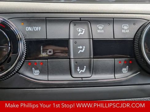 Used 2024 Buick Envista Sport Touring w/ Convenience I Package FWD image 21