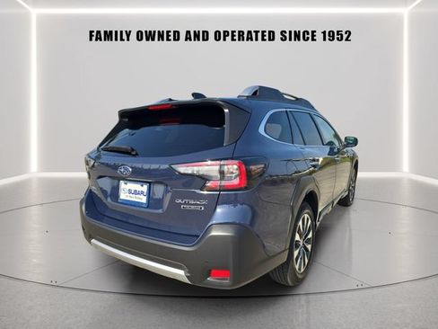 Used 2025 Subaru Outback Touring AWD/4WD image 4