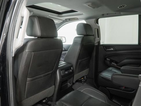 Used 2019 Chevrolet Tahoe LT w/ Luxury Package AWD/4WD image 45