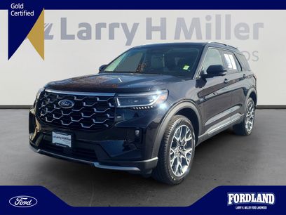 Certified 2025 Ford Explorer Platinum w/ Ultimate Package
