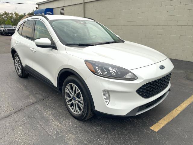Certified 2021 Ford Escape SEL w/ Technology Package AWD/4WD image 3