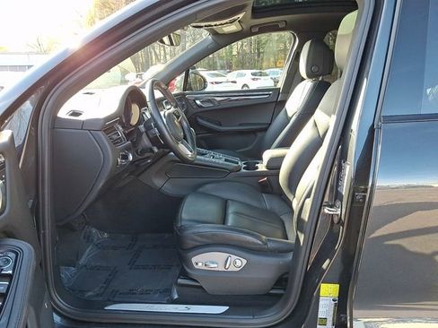 Used 2021 Porsche Macan S image 17