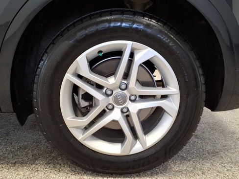 Used 2019 Audi Q5 2.0T Premium w/ Convenience Package image 7