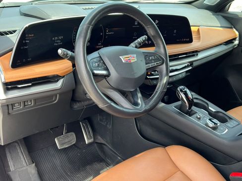 Certified 2024 Cadillac XT4 Sport AWD/4WD image 17