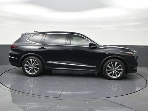 Used 2025 Acura MDX w/ Technology Package FWD image 6