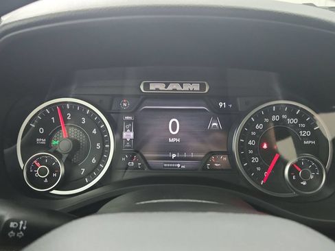 New 2026 RAM 1500 Express AWD/4WD image 22