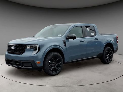New 2026 Ford Maverick Lariat w/ Black Appearance Package image 1