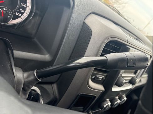 Used 2016 RAM 2500 Tradesman w/ Chrome Appearance Group image 21