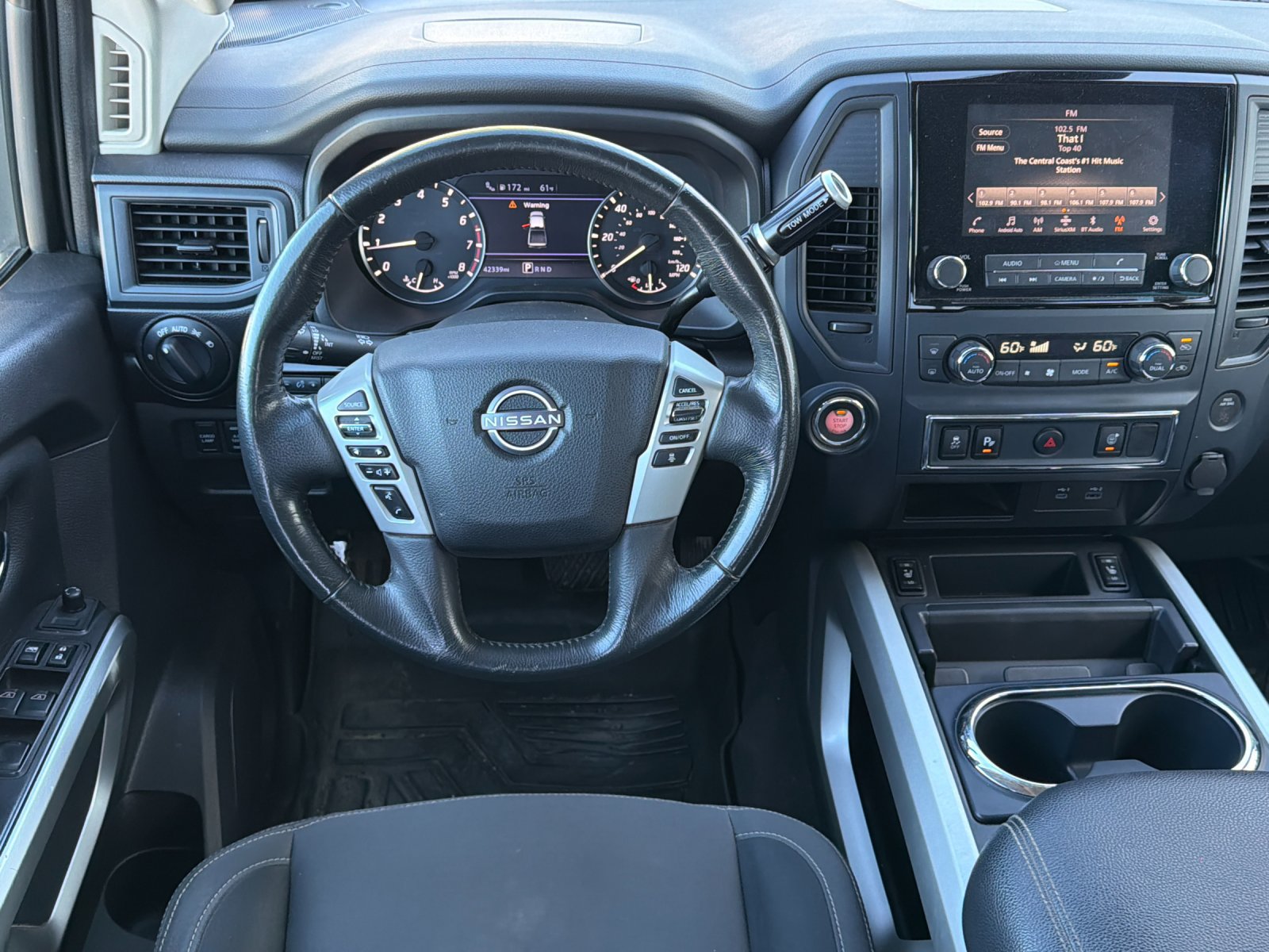 Used 2024 Nissan Titan SV w/ SV Convenience Package RWD image 15