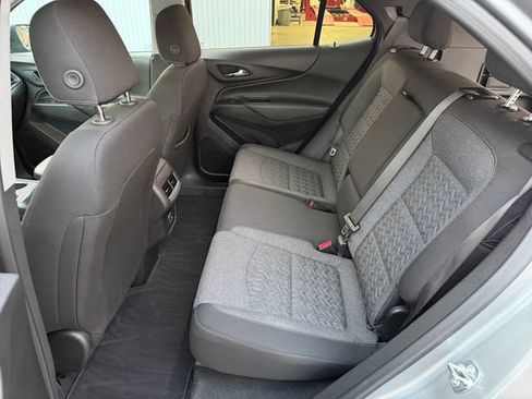 Used 2024 Chevrolet Equinox LT AWD/4WD image 18