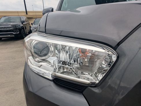 Used 2023 Toyota Tacoma SR w/ SR Convenience Package RWD image 19