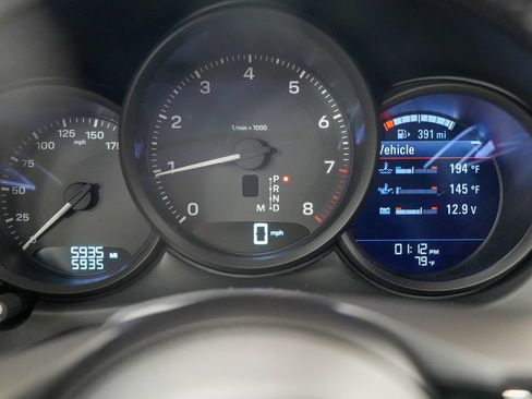 Certified 2026 Porsche Macan AWD/4WD image 36