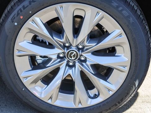 New 2026 MAZDA CX-90 Plug-In Hybrid w/ Preferred image 11