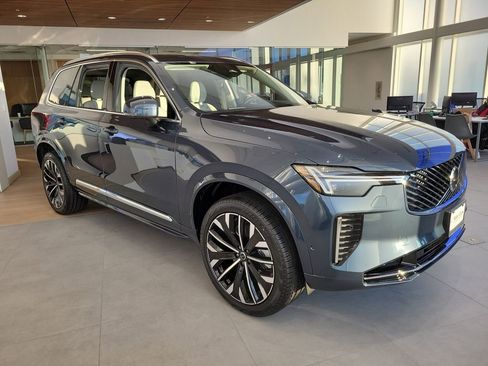 New 2026 Volvo XC90 T8 Ultra w/ Protection Package Premier AWD/4WD image 2