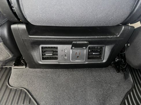 Certified 2022 Chevrolet Silverado 1500 LT image 21