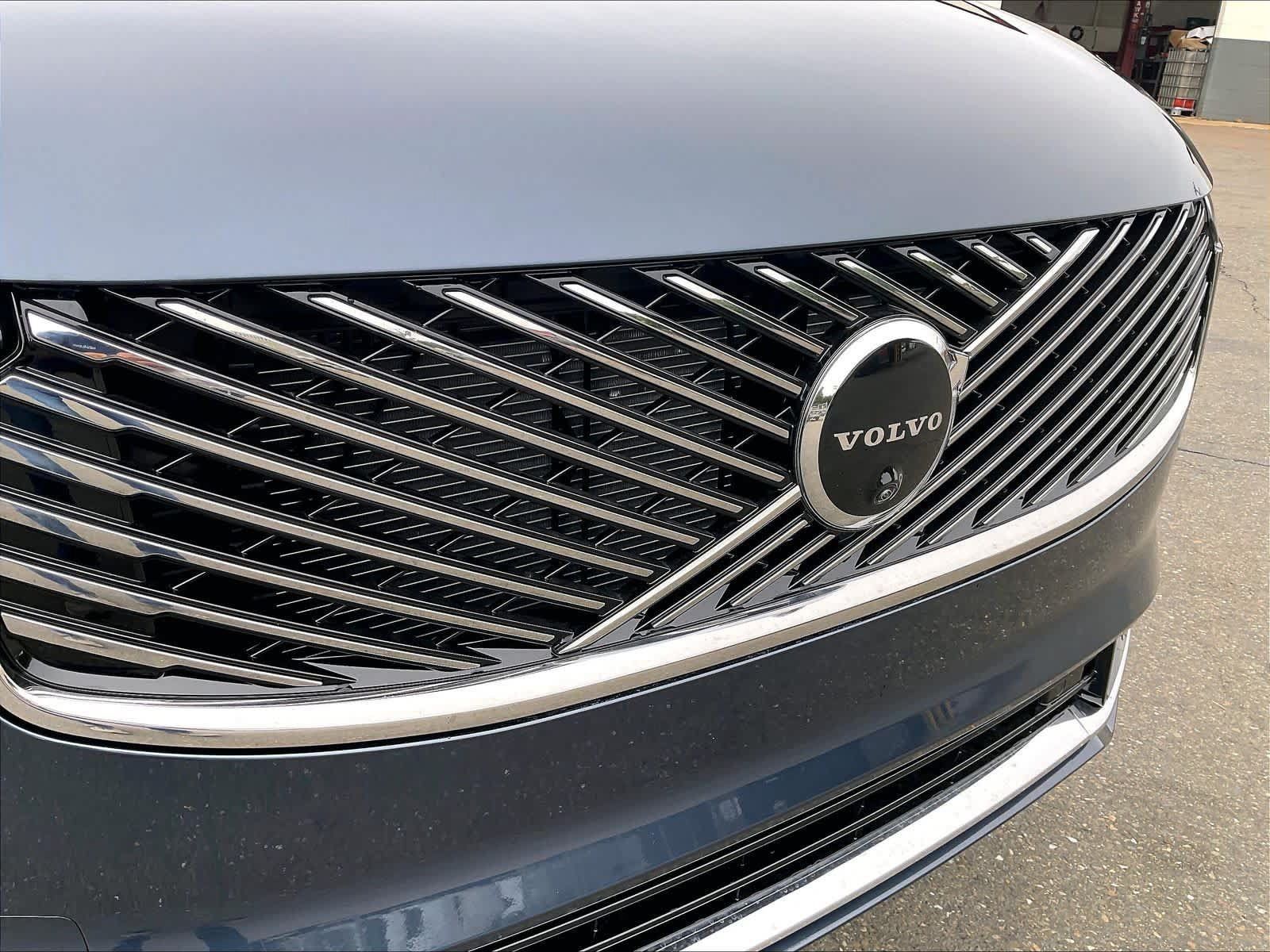 New 2027 Volvo XC90 B6 Plus AWD/4WD image 34