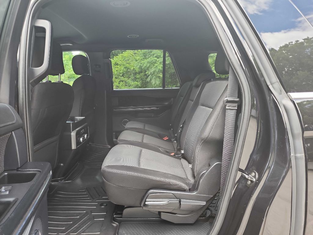 Used 2020 Ford Expedition Max XLT RWD image 30