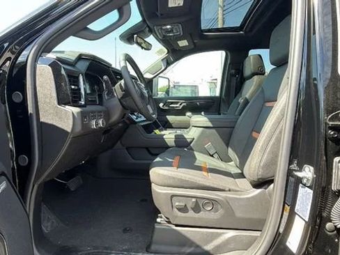 New 2026 GMC Sierra 2500 AT4 w/ Technology Package AWD/4WD image 15