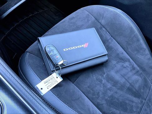 Used 2016 Dodge Challenger R/T Scat Pack w/ Leather Interior Group image 13