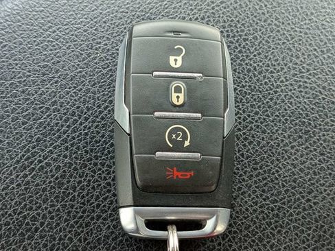 Used 2021 RAM 1500 Big Horn AWD/4WD image 30
