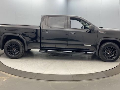 Used 2020 GMC Sierra 1500 Elevation w/ Elevation Value Package AWD/4WD image 6