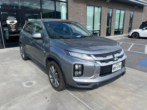 Used 2021 Mitsubishi Outlander Sport ES FWD image 2