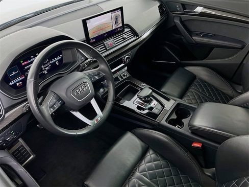 Used 2024 Audi SQ5 Premium Plus image 9