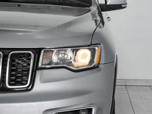 Used 2020 Jeep Grand Cherokee Limited image 44