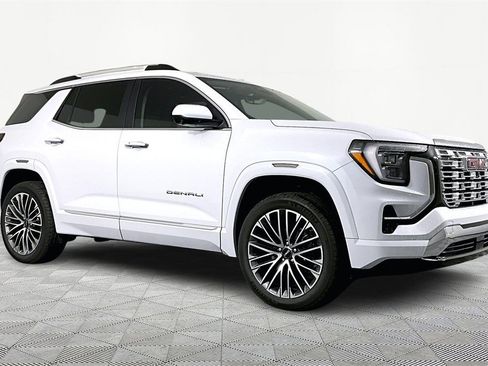 New 2026 GMC Terrain Denali w/ LPO, Floor Liner Package image 3