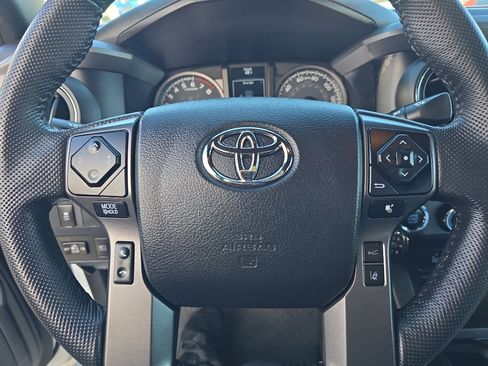 Certified 2023 Toyota Tacoma TRD Off-Road image 24