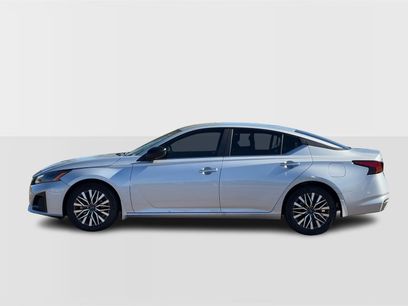 New 2025 Nissan Altima 2.5 SV