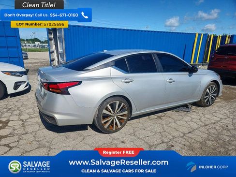 Used 2020 Nissan Altima 2.5 SR FWD image 4