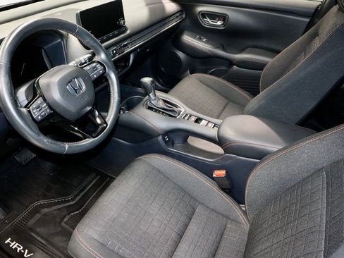 Used 2025 Honda HR-V Sport image 23