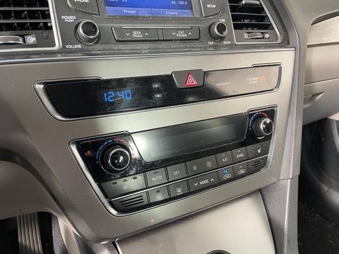 Used 2015 Hyundai Sonata Limited FWD image 8