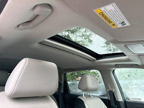 Used 2024 Honda CR-V EX image 12