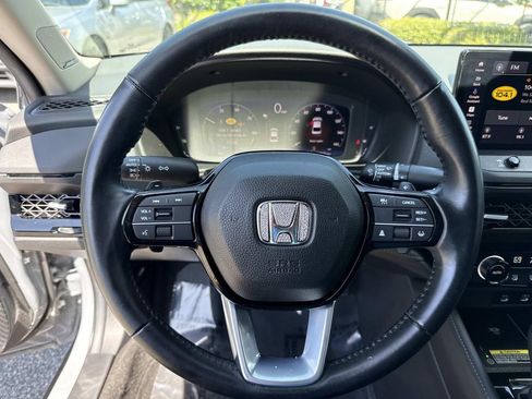 Used 2024 Honda Accord Touring image 44