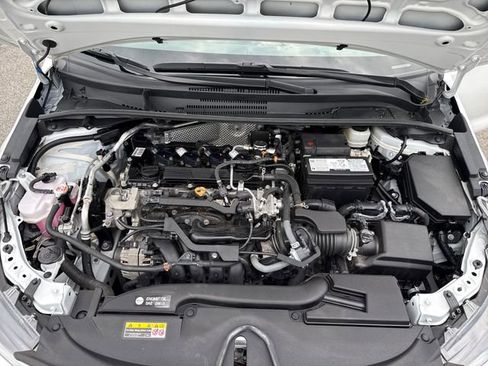 Used 2024 Toyota Corolla LE FWD image 21