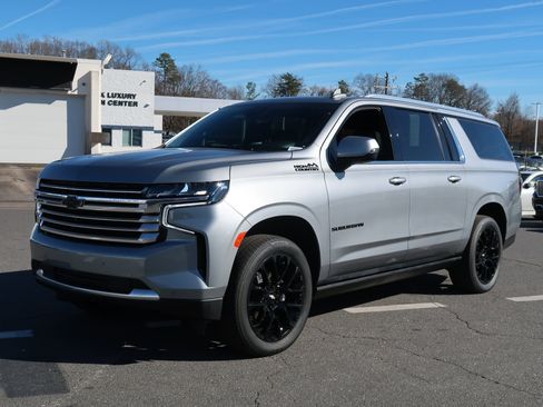 Certified 2024 Chevrolet Suburban High Country image 16