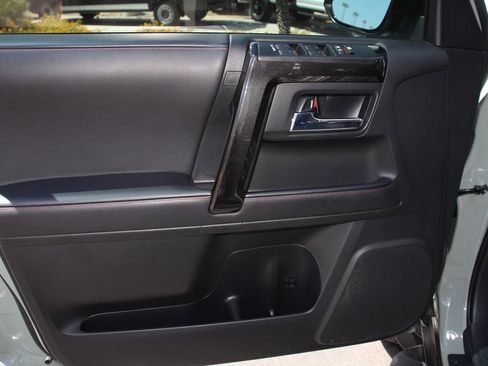 Used 2023 Toyota 4Runner TRD Off-Road Premium w/ Moonroof Package AWD/4WD image 20