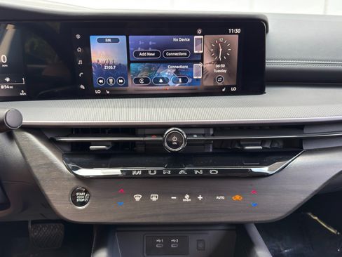 Used 2025 Nissan Murano SV AWD/4WD image 21
