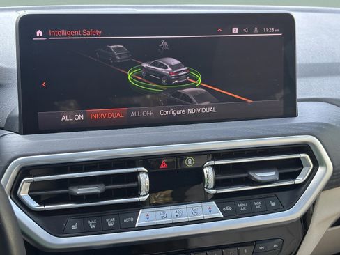 Used 2022 BMW X4 xDrive30i image 14