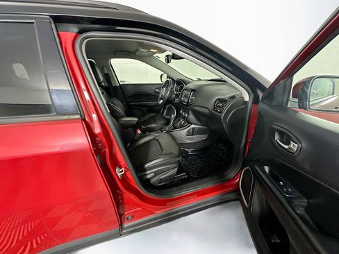 Used 2018 Jeep Compass Altitude image 29