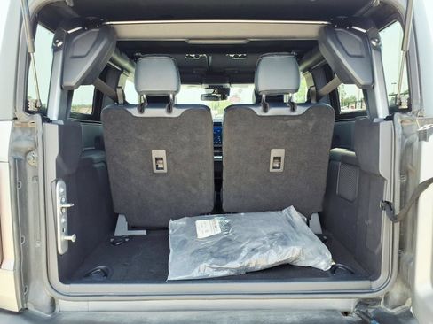 Used 2022 Ford Bronco Outer Banks w/ Sasquatch Package AWD/4WD image 10