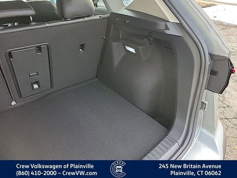 New 2026 Volkswagen Taos SE image 51