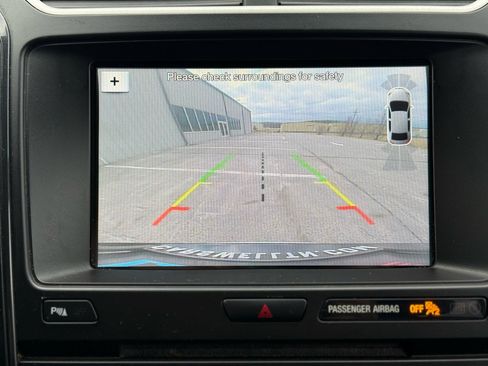 Used 2017 Ford Explorer XLT w/ Equipment Group 202A image 33