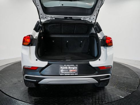 Used 2023 Buick Encore GX Preferred w/ Cold Weather Comfort Package image 38