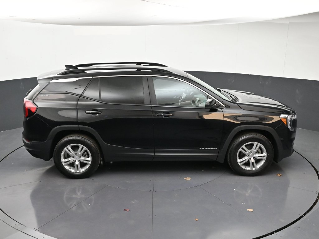 Used 2023 GMC Terrain SLE w/ Driver Convenience Package AWD/4WD image 21