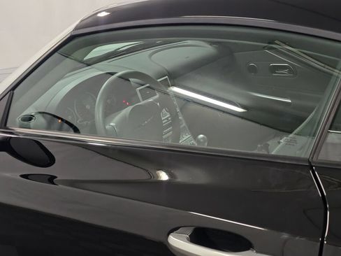 Used 2006 Chrysler Crossfire Limited RWD image 36